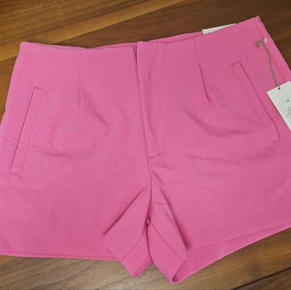 Pink shorts Size 14 Target 4" inseam stretch - Picture 3 of 4